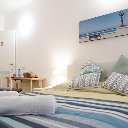 B&B Alighieri 97 Барі Екстер'єр фото