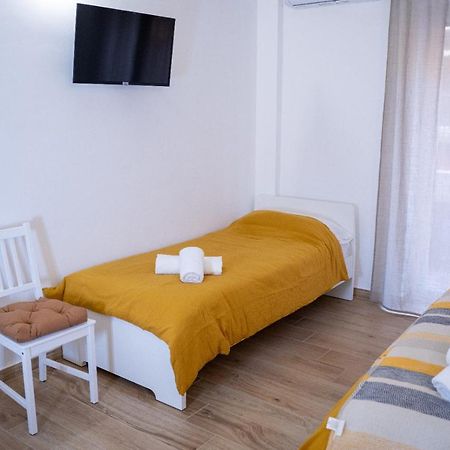 B&B Alighieri 97 Барі Екстер'єр фото
