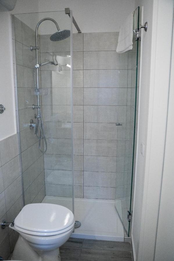 B&B Alighieri 97 Барі Екстер'єр фото