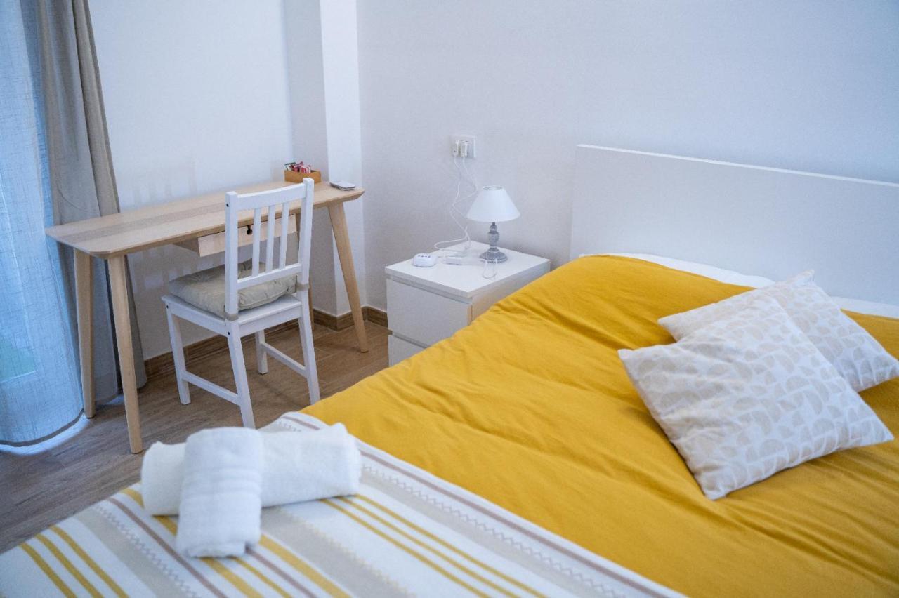 B&B Alighieri 97 Барі Екстер'єр фото