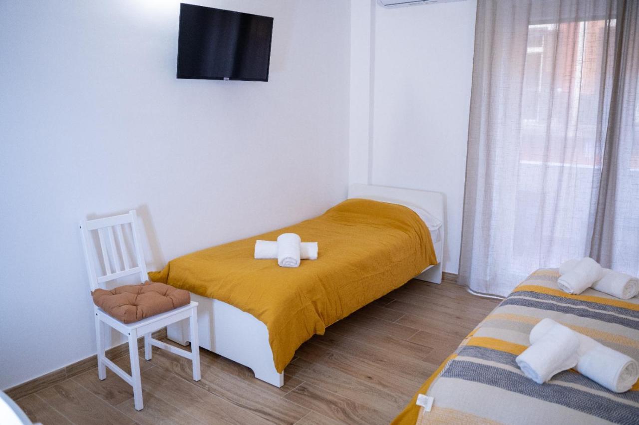 B&B Alighieri 97 Барі Екстер'єр фото